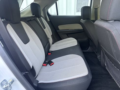 Used 2017 Chevrolet Equinox LS AWD/4WD image 12