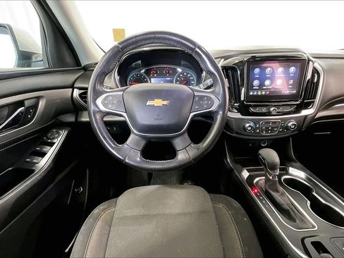 Used 2021 Chevrolet Traverse LT FWD image 14