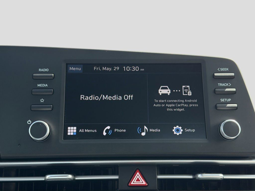 Used 2026 Hyundai Elantra Sport FWD image 22