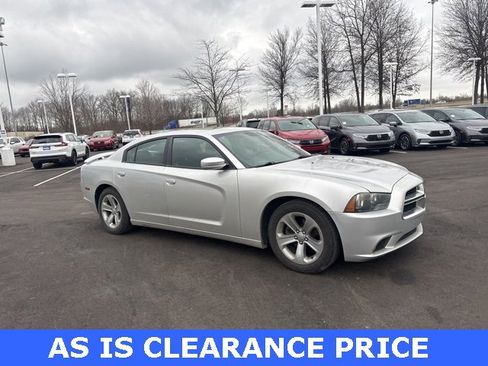 Used 2012 Dodge Charger SXT w/ Sport Appearance Group image 5