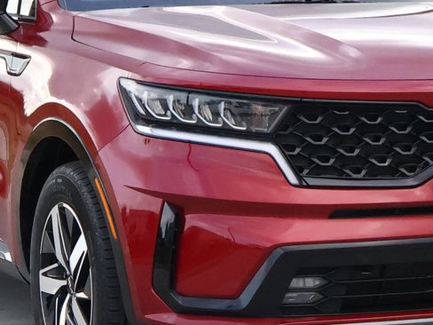 Used 2023 Kia Sorento EX w/ Panoramic Sunroof Package image 7