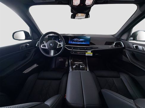 New 2026 BMW X5 xDrive40i w/ M Sport Package image 9