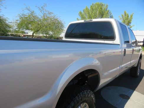 Used 2005 Ford F350 XLT image 10