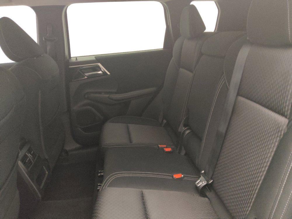 Used 2022 Mitsubishi Outlander ES AWD/4WD image 18