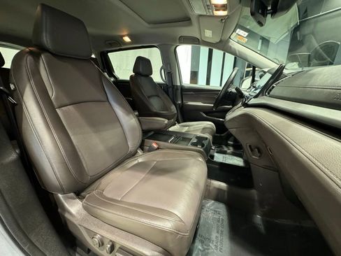 Used 2023 Honda Odyssey EX-L image 28