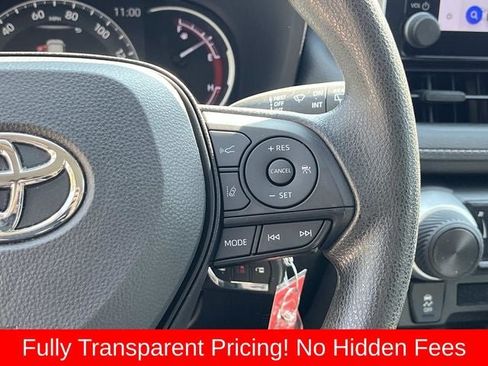 Used 2023 Toyota RAV4 LE AWD/4WD image 28