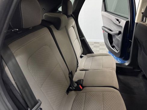 Used 2022 Ford Escape SE image 50