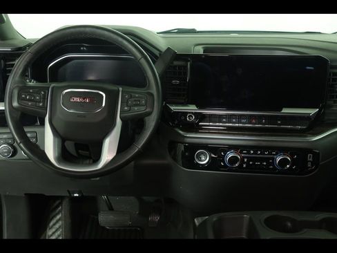 Used 2022 GMC Sierra 1500 Elevation AWD/4WD image 17