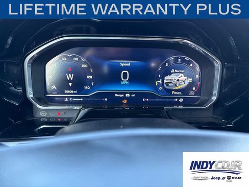 Used 2025 Chevrolet Silverado 2500 LT w/ Trail Boss Package AWD/4WD image 16