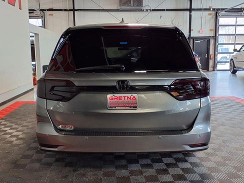 Used 2018 Honda Odyssey Elite image 5