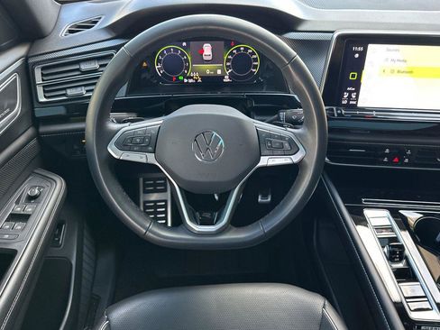 Used 2024 Volkswagen Atlas Cross Sport SEL Premium R-Line image 15