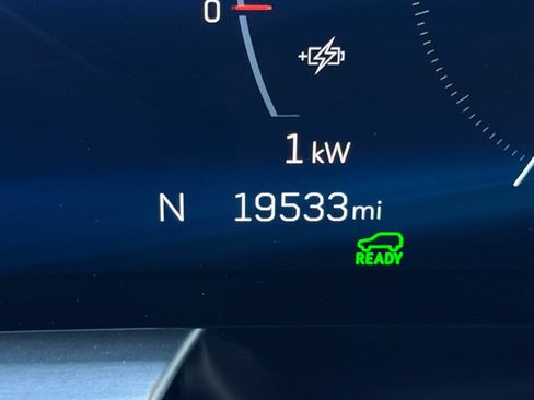 Certified 2024 Cadillac Lyriq Luxury AWD/4WD image 26