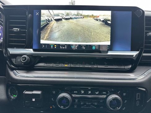 Used 2025 Chevrolet Silverado 2500 High Country image 4