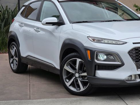 Used 2019 Hyundai Kona Limited image 4