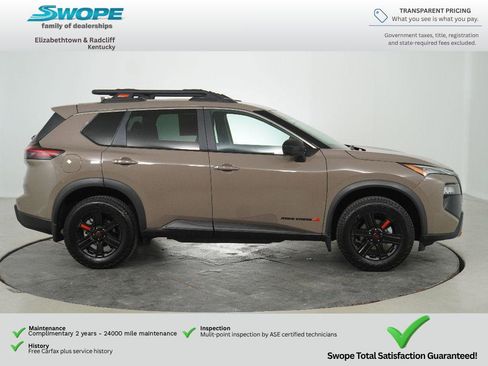 Used 2025 Nissan Rogue SV AWD/4WD image 3
