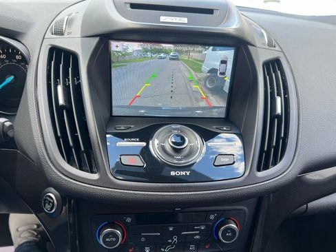 Used 2017 Ford Escape Titanium FWD image 15