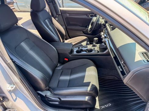Certified 2025 Honda Civic Sport image 7