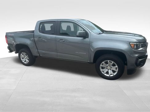 Used 2022 Chevrolet Colorado LT w/ Safety Package AWD/4WD image 28