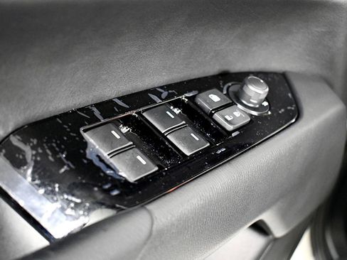 Used 2025 MAZDA CX-5 AWD 2.5 S w/ Preferred Package image 17