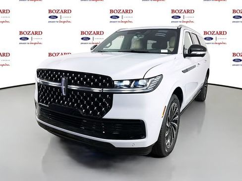 New 2025 Lincoln Navigator L Black Label image 3
