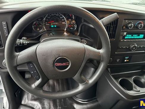Used 2024 GMC Savana 2500 w/ Driver Convenience Package image 15
