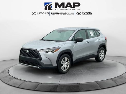 Used 2022 Toyota Corolla Cross L FWD image 1