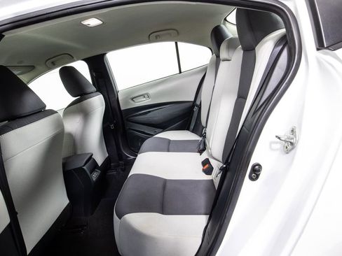 Used 2023 Toyota Corolla LE FWD image 11