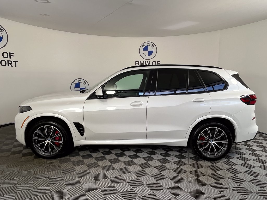 Certified 2026 BMW X5 xDrive40i w/ M Sport Package AWD/4WD image 13
