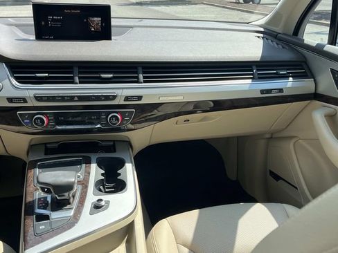Used 2019 Audi Q7 2.0T Premium Plus AWD/4WD image 14
