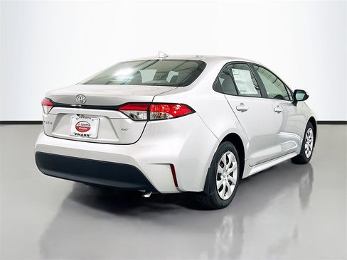 New 2026 Toyota Corolla LE image 4