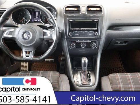 Used 2012 Volkswagen Golf 2-Door FWD image 13