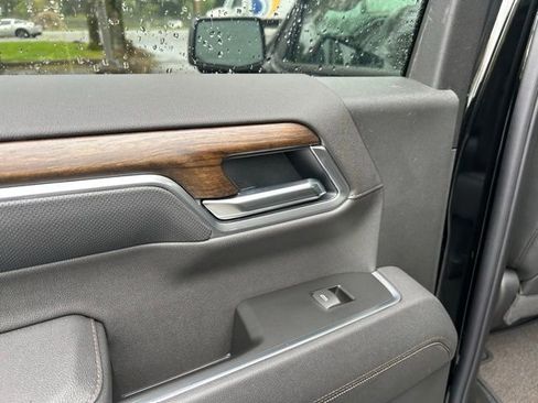 New 2026 Chevrolet Silverado 1500 High Country w/ Midnight Edition AWD/4WD image 12