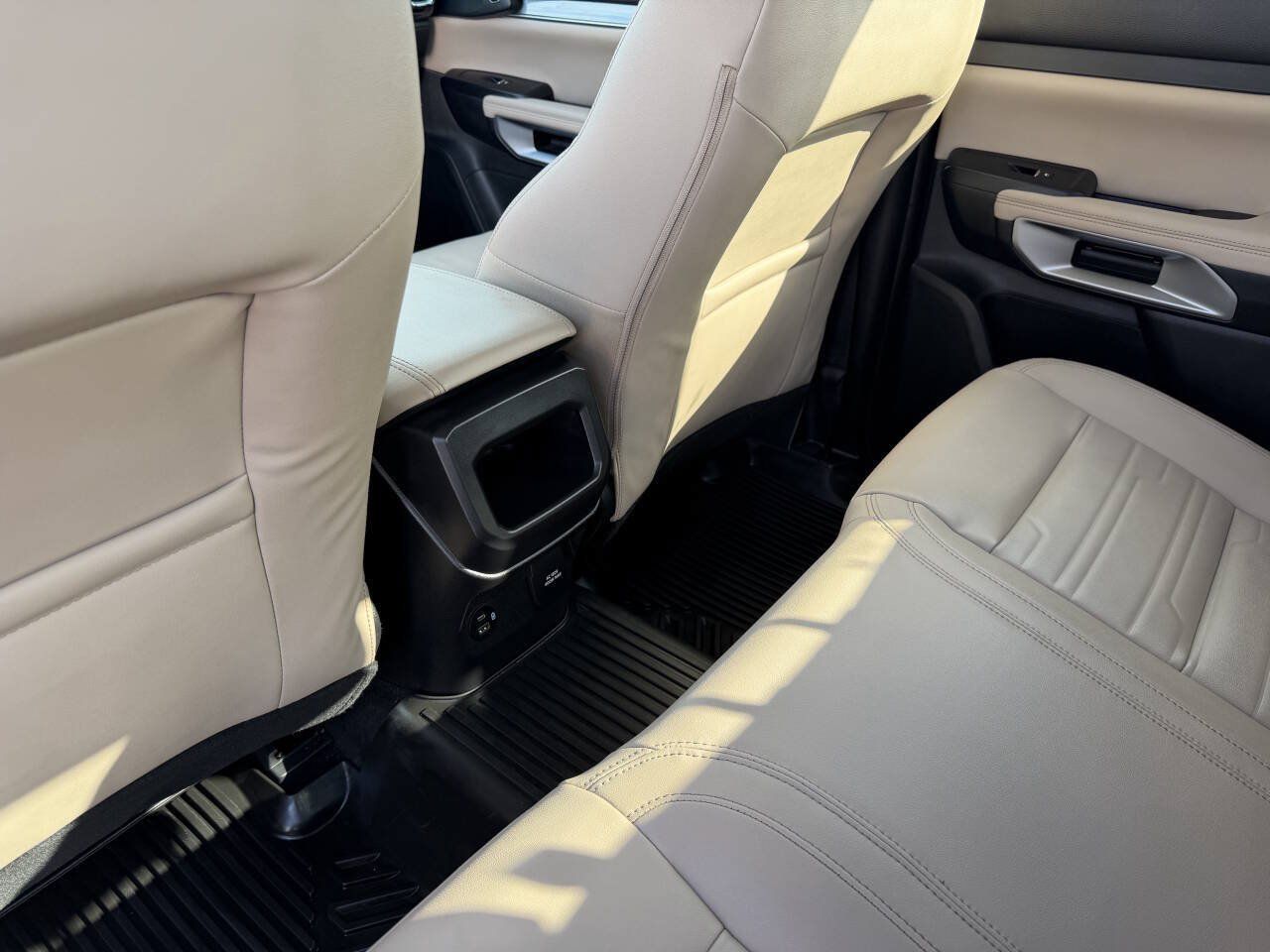 Used 2025 Ford Ranger Lariat w/ Trailer Tow Package AWD/4WD image 20