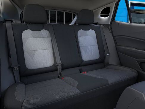 New 2026 Chevrolet Trax LS w/ LS Convenience Package FWD image 17