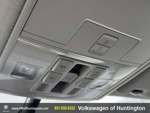 Certified 2021 Volkswagen Atlas SE w/ Panoramic Sunroof Package image 30