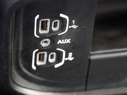 Used 2024 RAM 2500 Big Horn w/ Bed Utility Group image 19