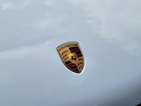 Used 2026 Porsche Macan AWD/4WD image 37