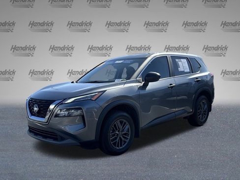 Used 2023 Nissan Rogue S image 5