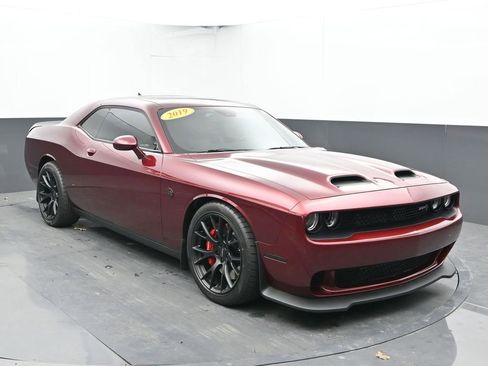 Used 2019 Dodge Challenger SRT Hellcat Redeye RWD image 3