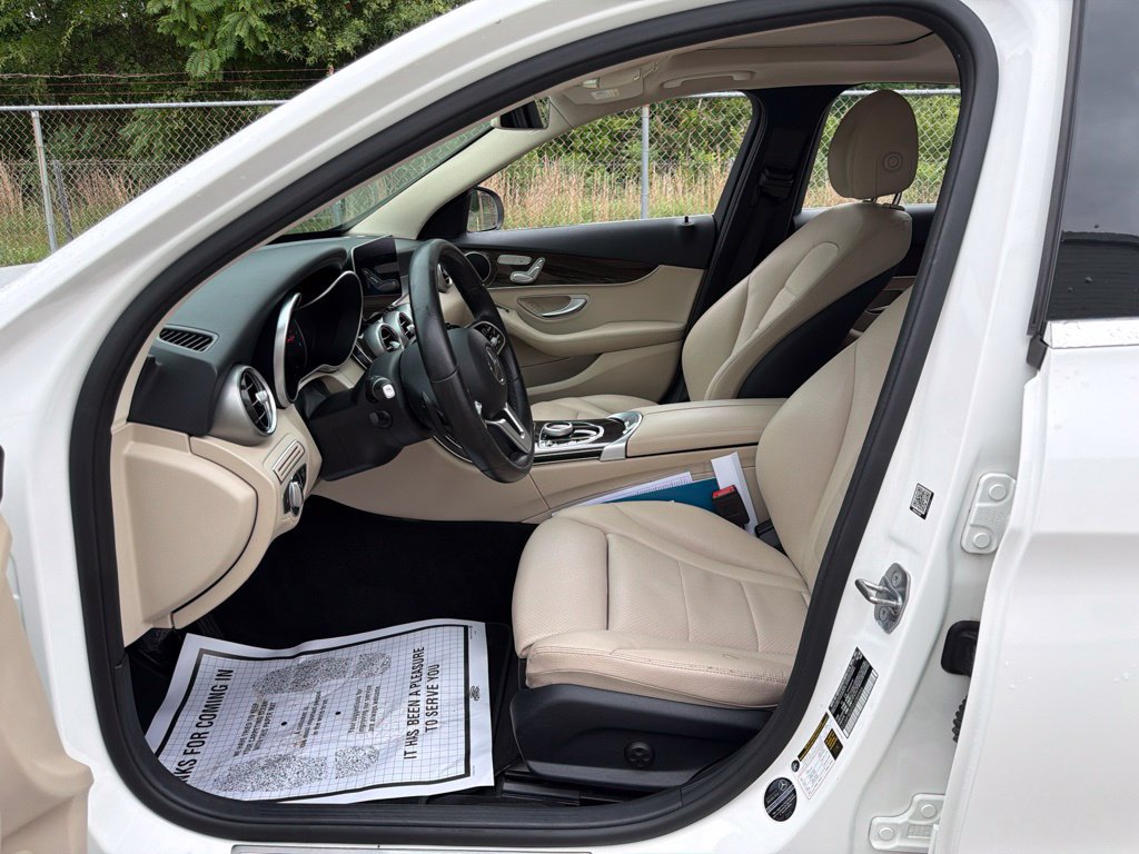 Used 2019 Mercedes-Benz C 300 4MATIC Sedan image 22
