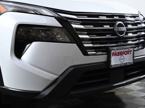 Certified 2025 Nissan Rogue S image 5