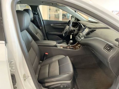 Used 2014 Chevrolet Impala LT image 15