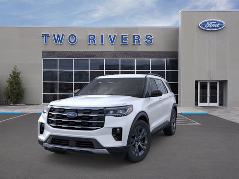 New 2026 Ford Explorer Active w/ Active Comfort Package AWD/4WD image 2