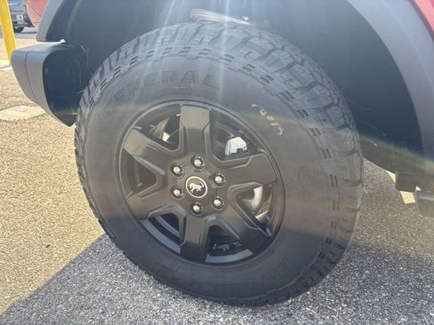 New 2025 Ford Bronco Big Bend w/ Black Diamond Package image 10