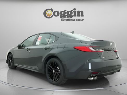 New 2026 Toyota Camry SE image 15