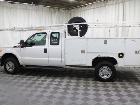 Used 2011 Ford F350 XL w/ PWR Equipment Group image 6