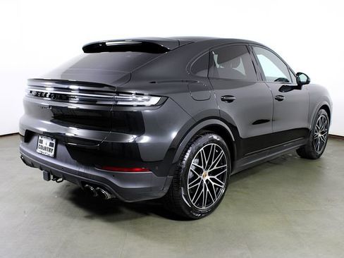 Certified 2026 Porsche Cayenne S AWD/4WD image 7