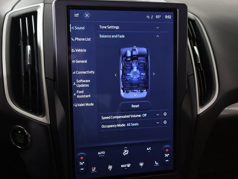 Used 2022 Ford Edge SEL w/ Sport Appearance Package image 46