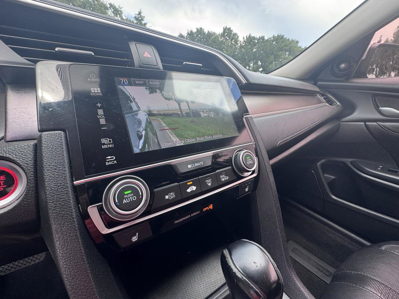 Used 2017 Honda Civic Touring image 22