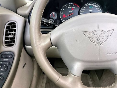 Used 2003 Chevrolet Corvette Convertible w/ Preferred Equipment Group1 RWD image 24